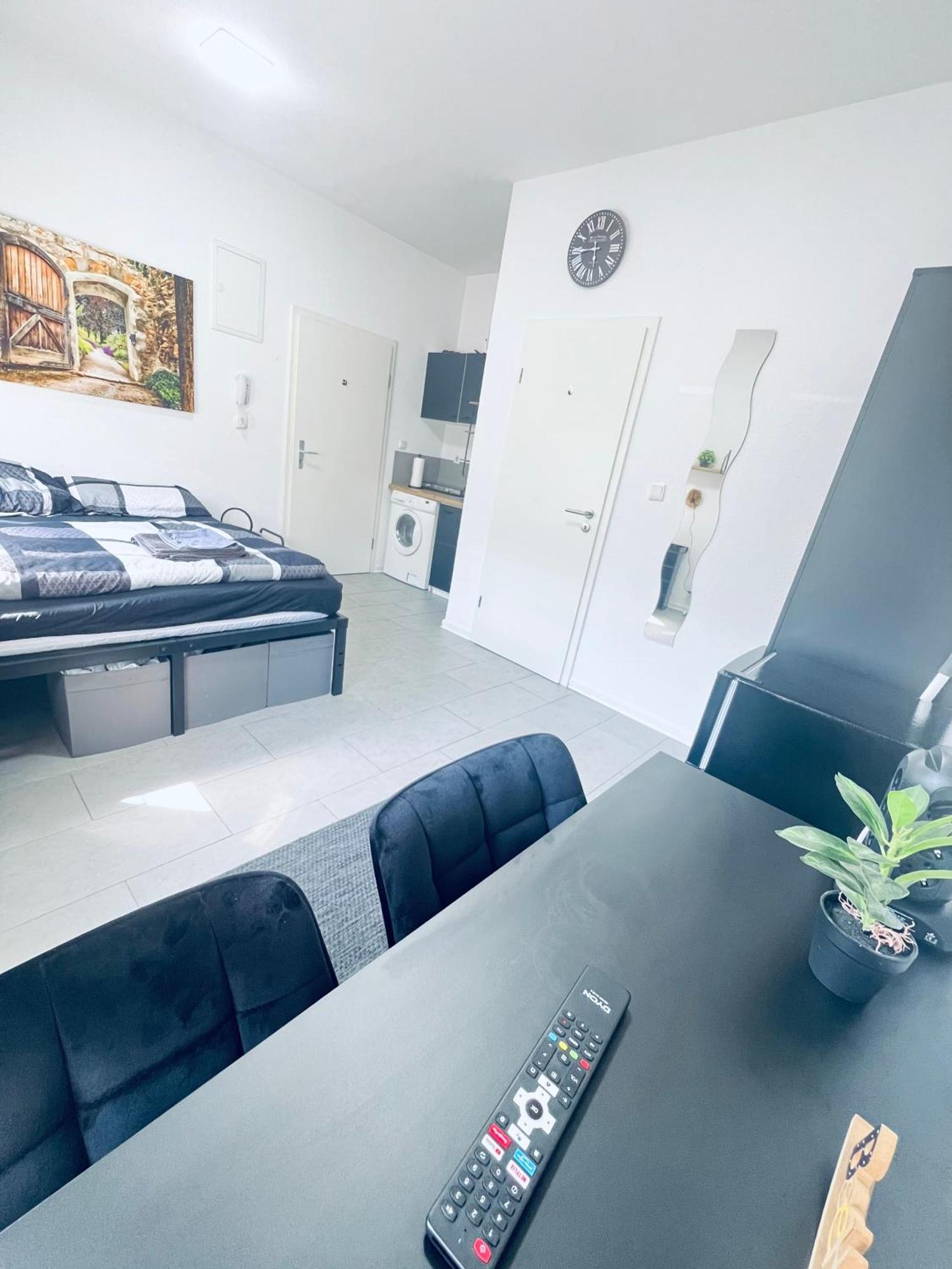 Traumhaftes 1-Zi Apartment Mit Gartennutzung Naehe Krefeld Hbf Экстерьер фото